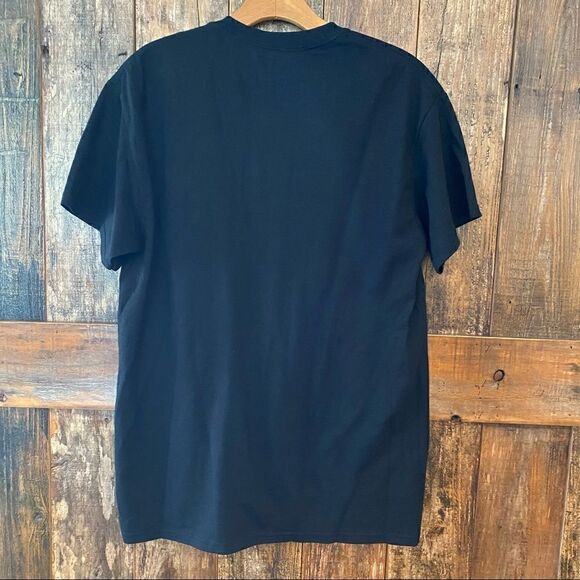 Otan Vargas Sz M Unisex Artist Signed Singer Songwriter Philippines T-Shirt - Picture 3 of 7